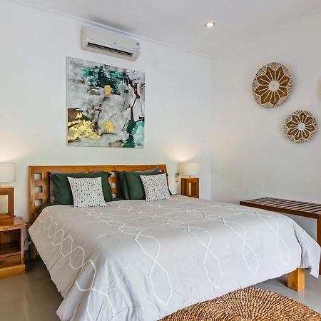 Adorable 1Br Villas In The Herat Of Seminyak Bagian luar foto